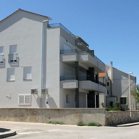 Apartmani Sara 2 Betina  Luaran gambar