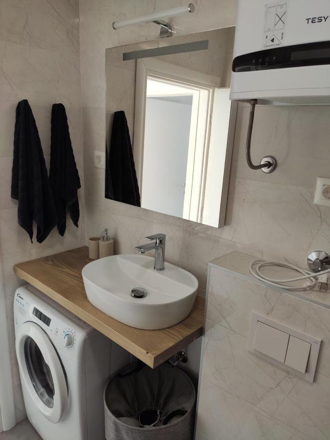 Apartmani Sara 2 Betina  Luaran gambar