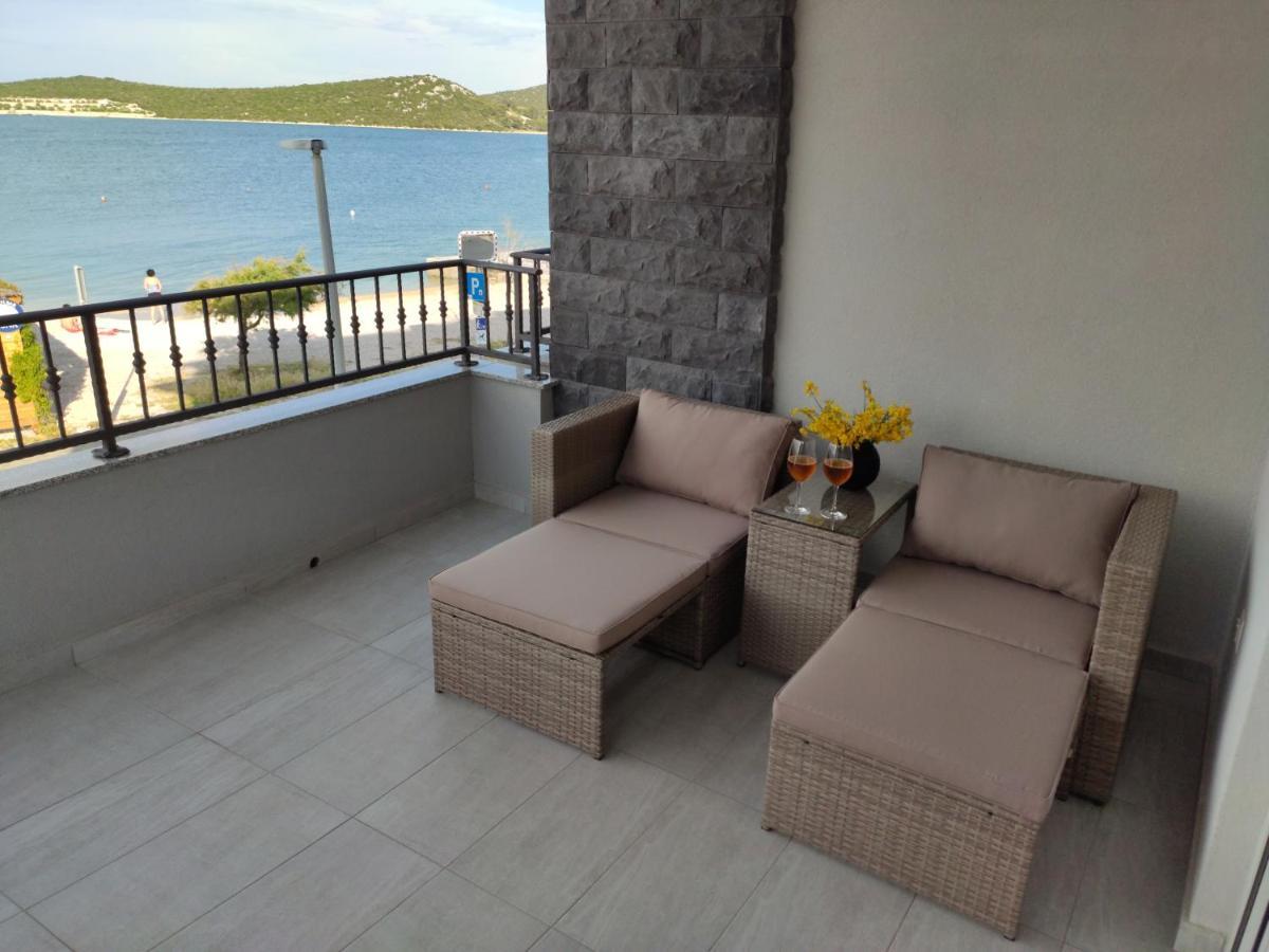 Apartmani Sara 2 Betina  Luaran gambar