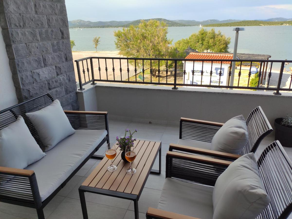 Apartmani Sara 2 Betina  Luaran gambar
